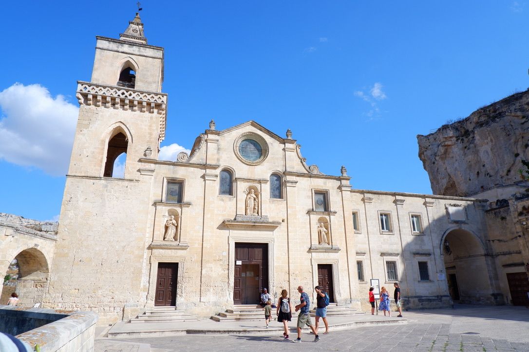 Roadtrip dans les Pouilles : s’aventurer dans les ruelles de Gravina in Puglia et Matera